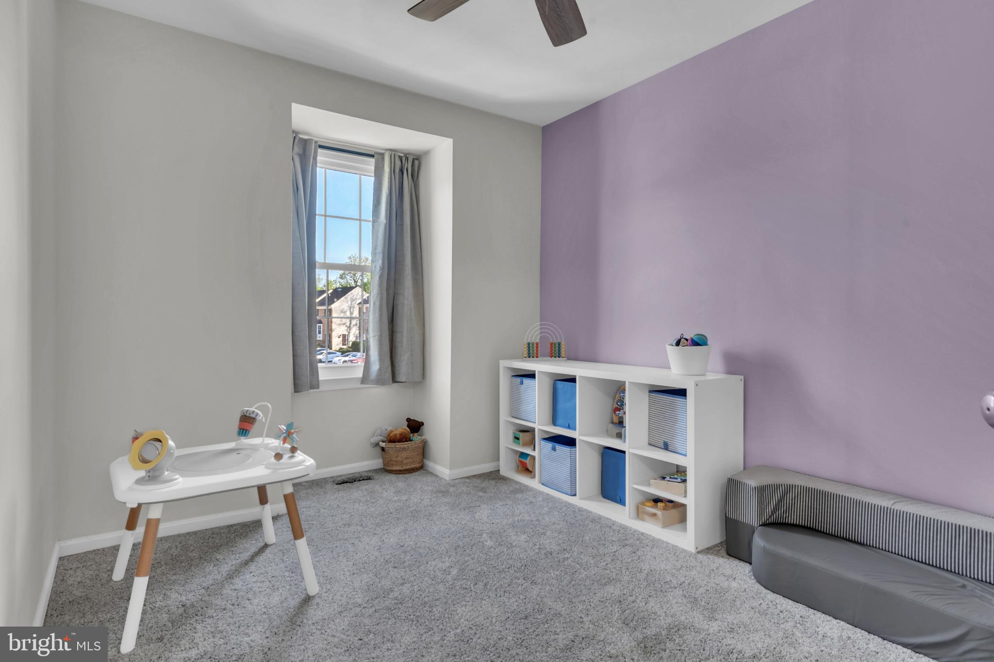 STONEY BEACH - Residential