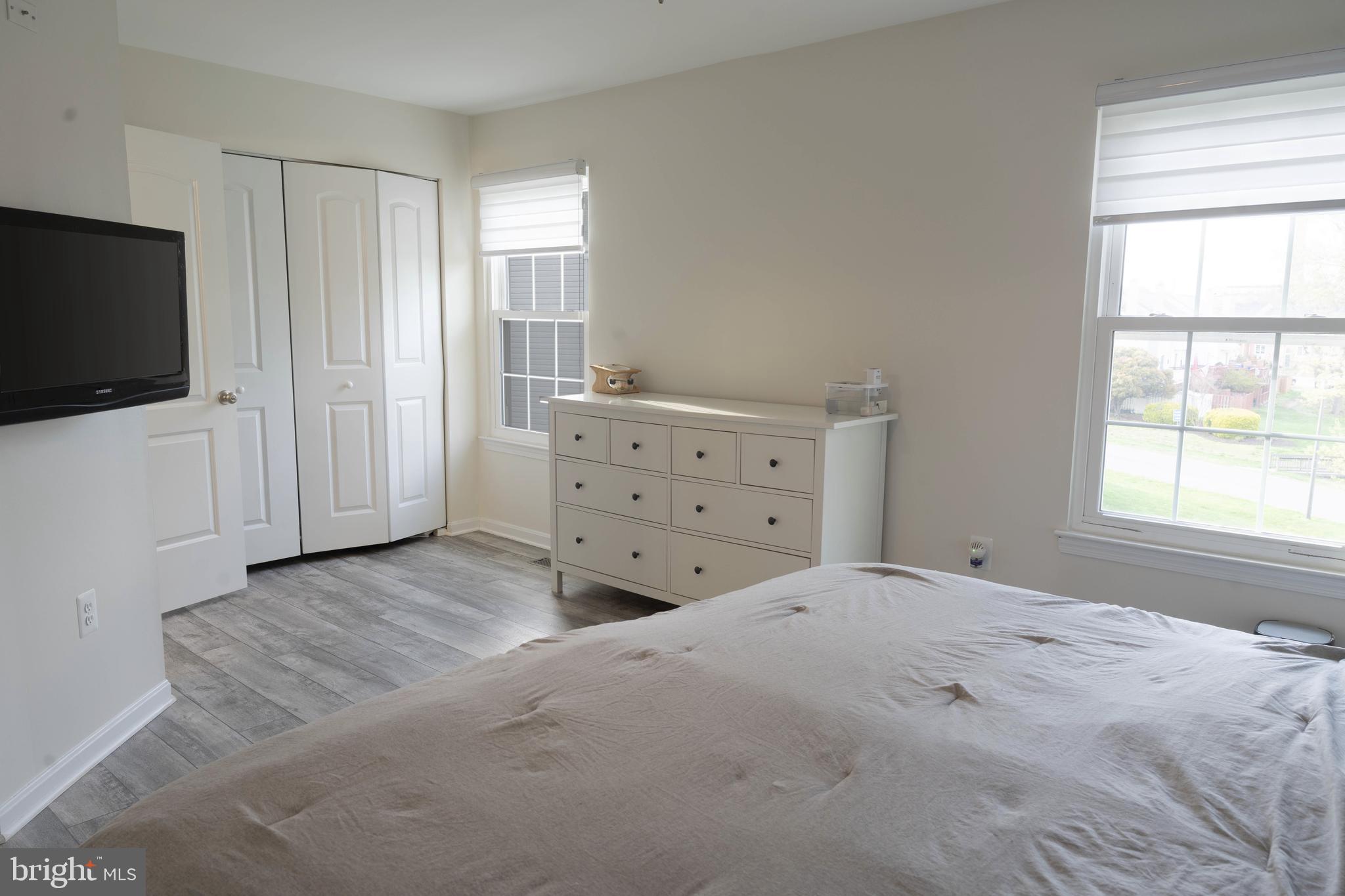 STONEY BEACH - Residential