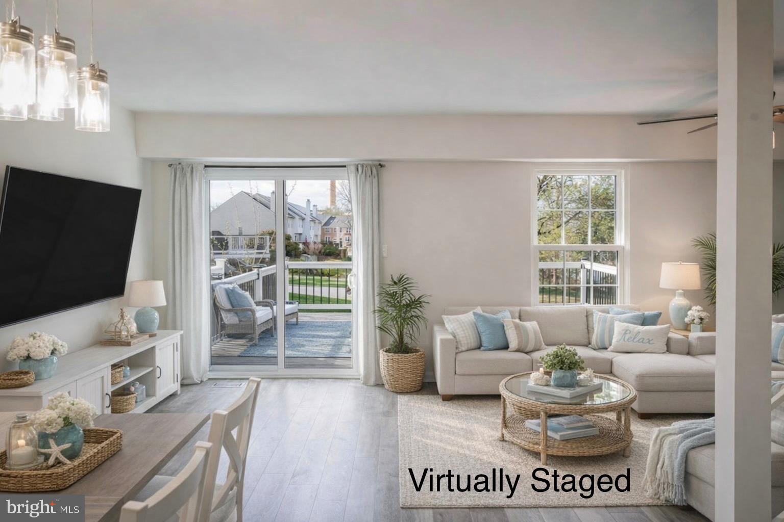 STONEY BEACH - Residential