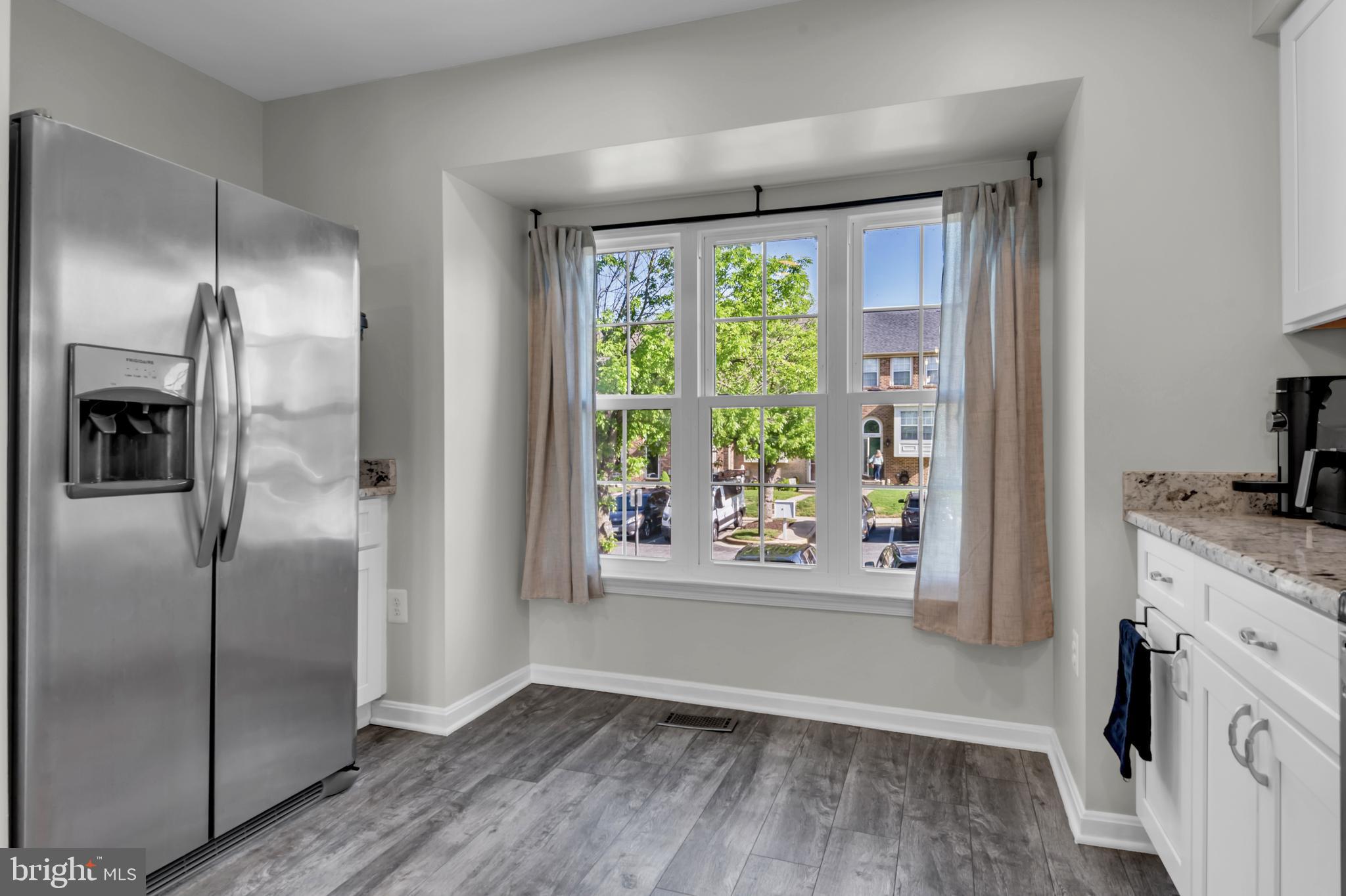 STONEY BEACH - Residential