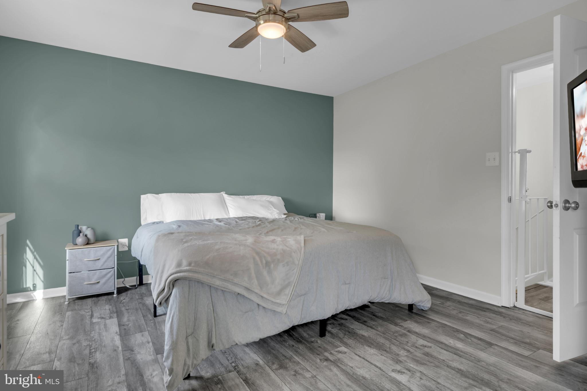 STONEY BEACH - Residential