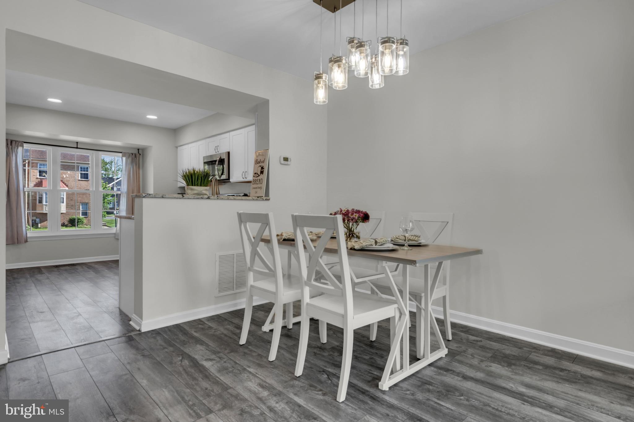 STONEY BEACH - Residential