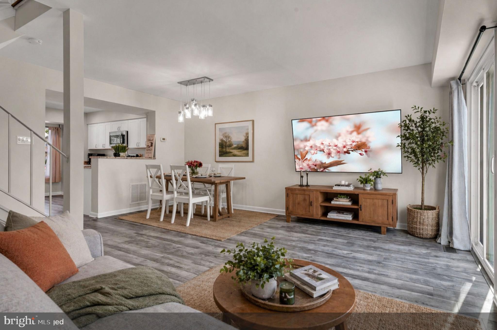 STONEY BEACH - Residential