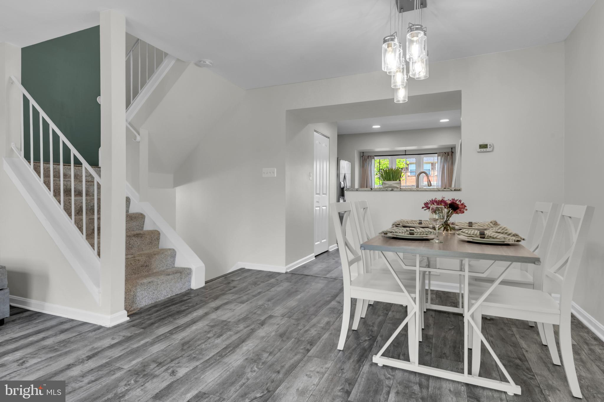 STONEY BEACH - Residential