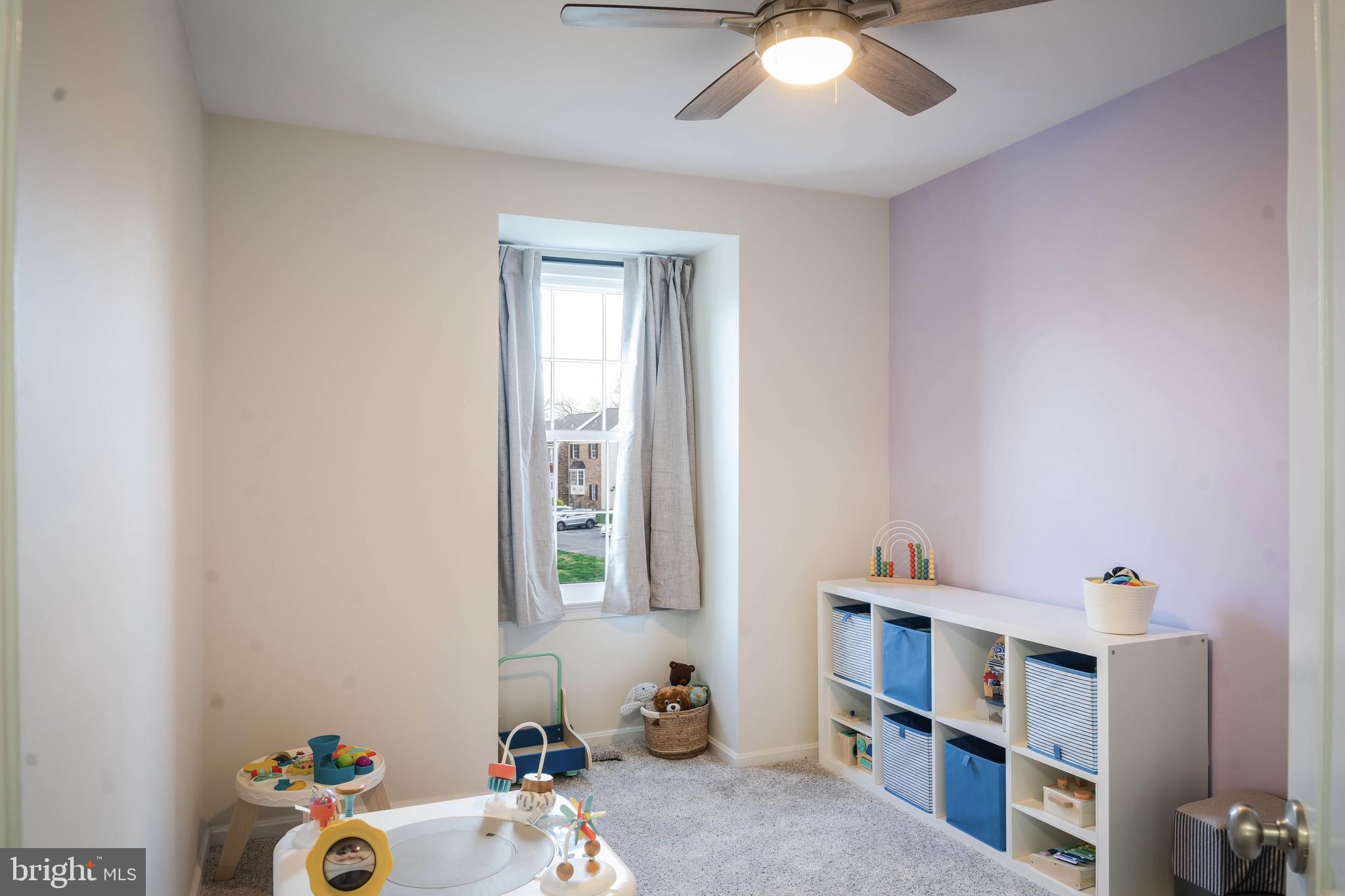 STONEY BEACH - Residential