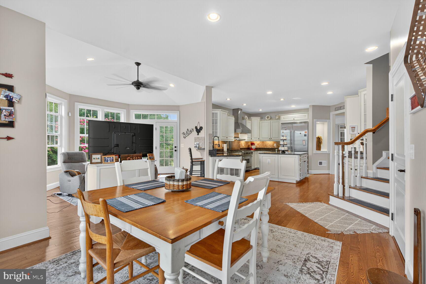 BROOKSIDE - Residential