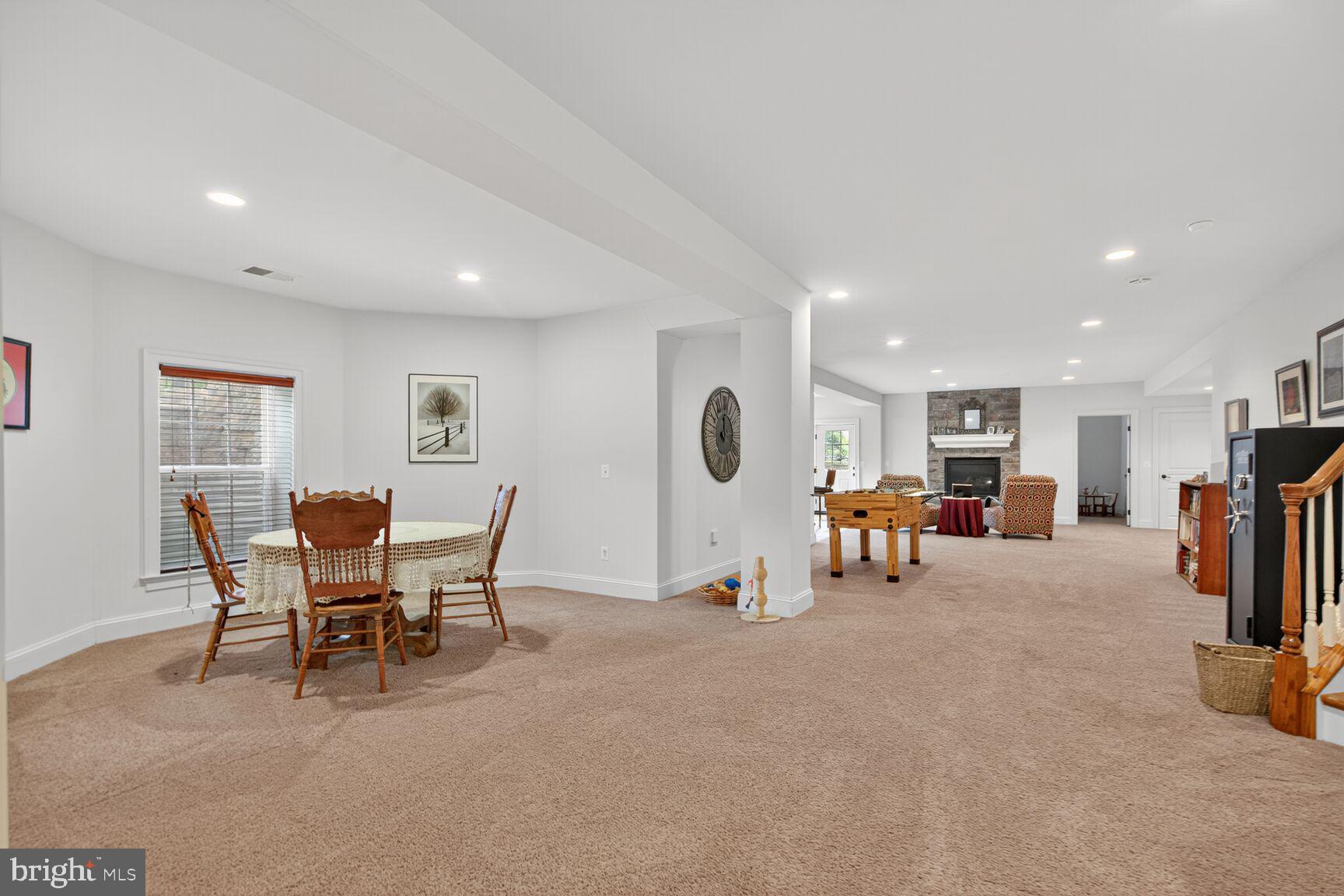 BROOKSIDE - Residential