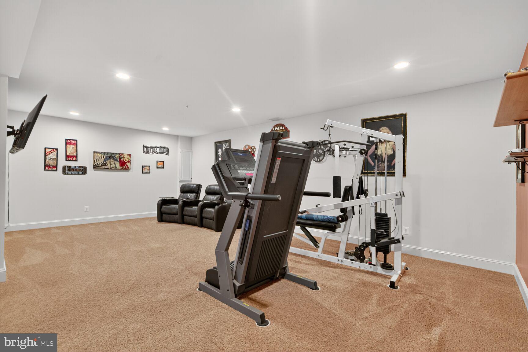 BROOKSIDE - Residential