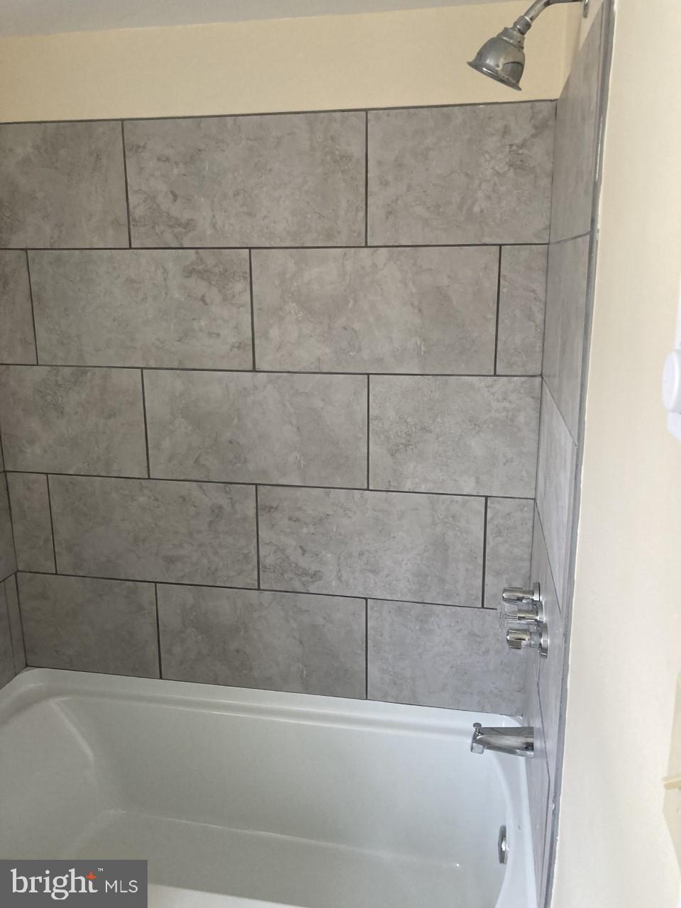 TOWN OF BATH - Residential Lease