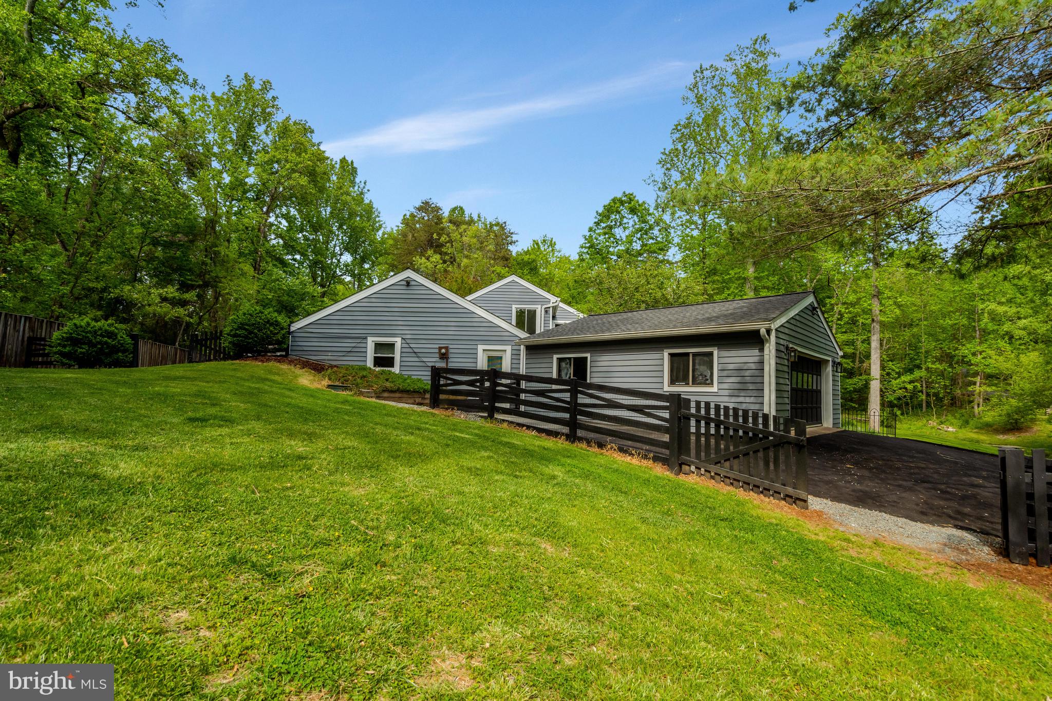 MOSBY WOODS - Residential