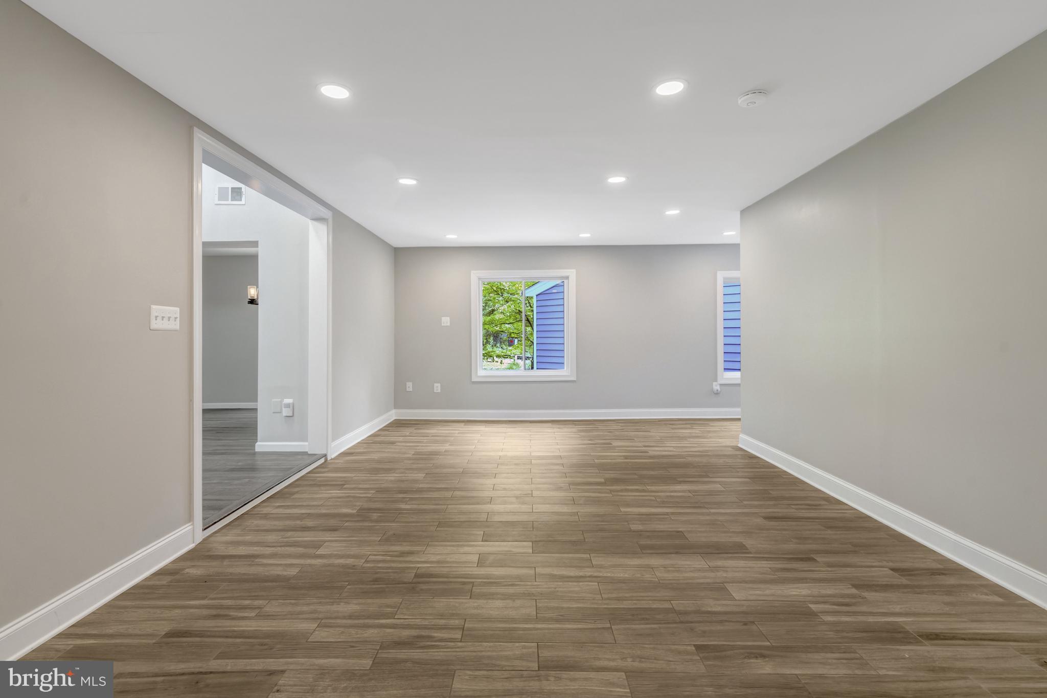 MOSBY WOODS - Residential