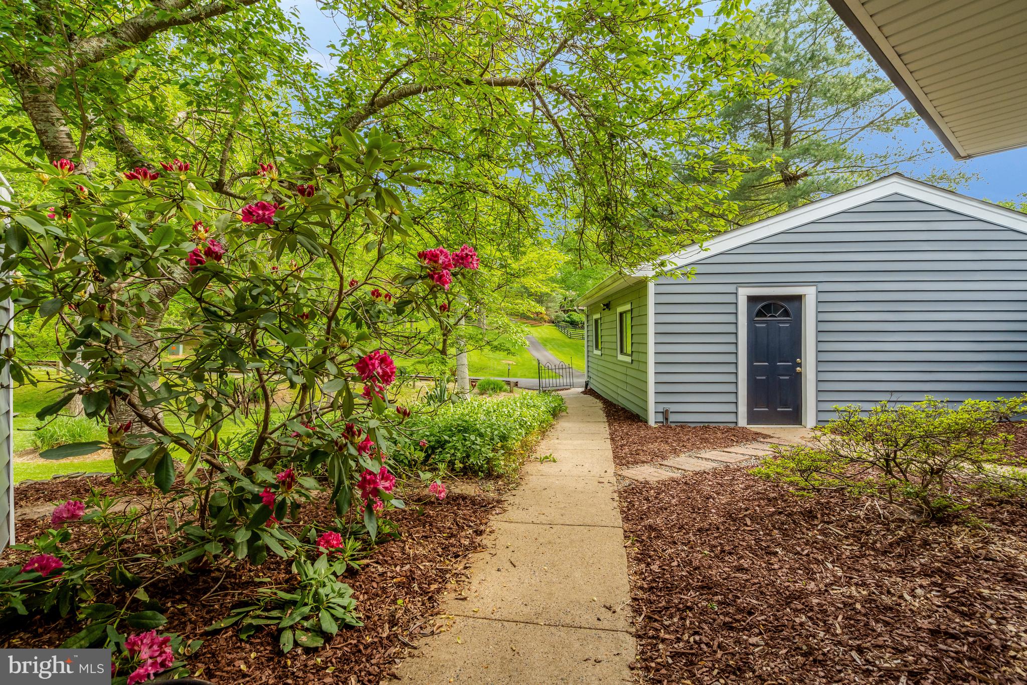 MOSBY WOODS - Residential