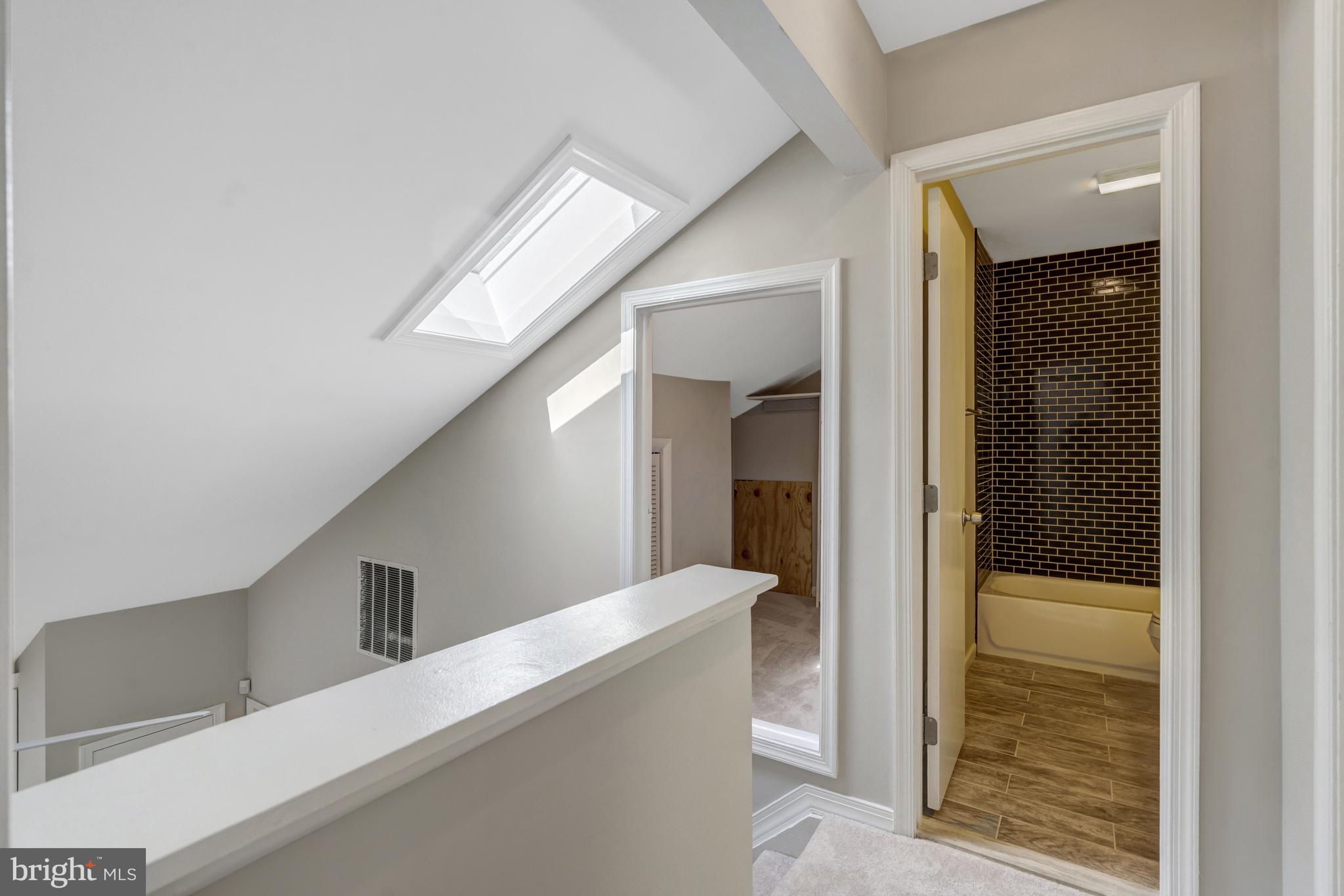 MOSBY WOODS - Residential