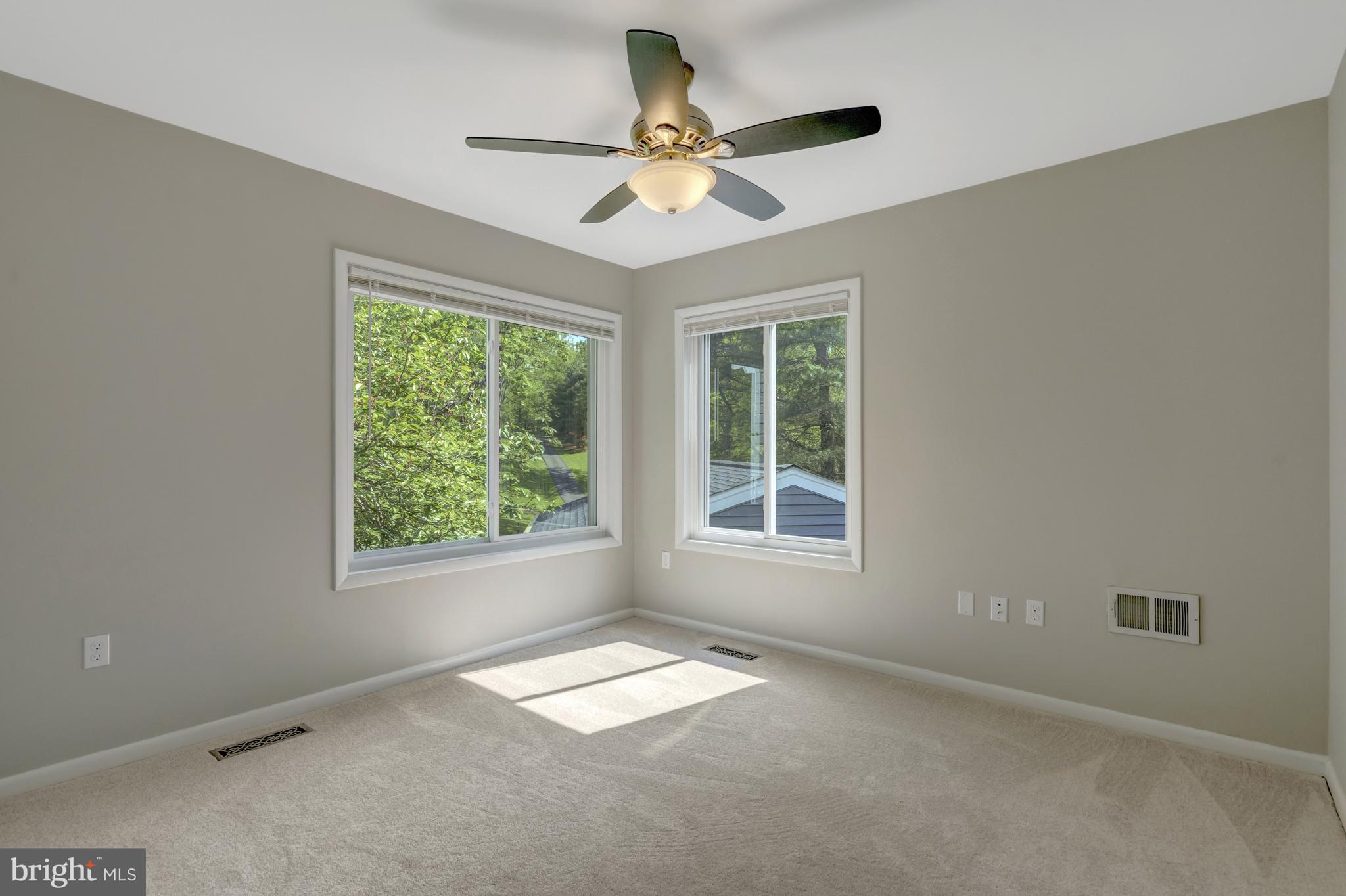 MOSBY WOODS - Residential