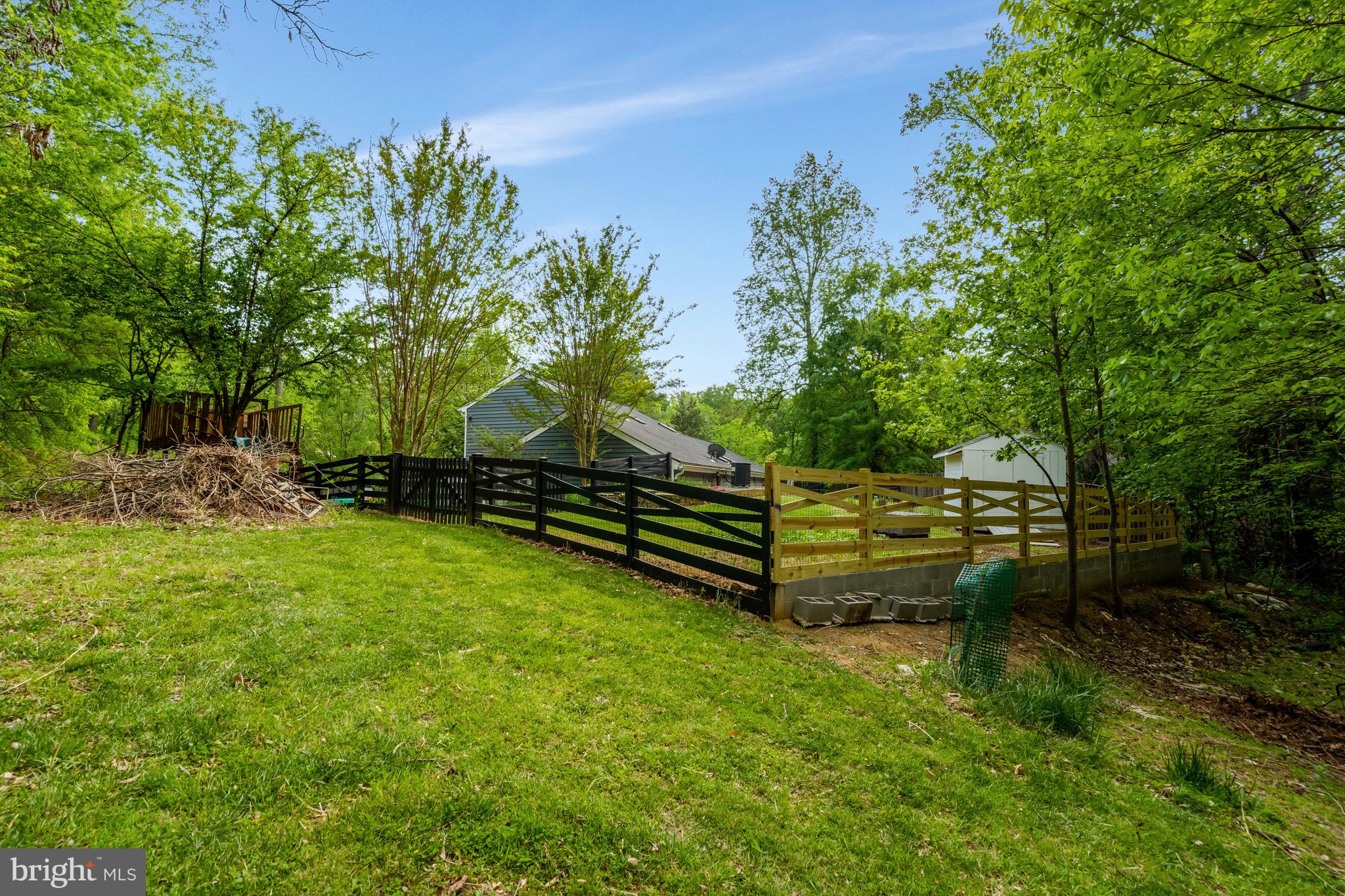 MOSBY WOODS - Residential