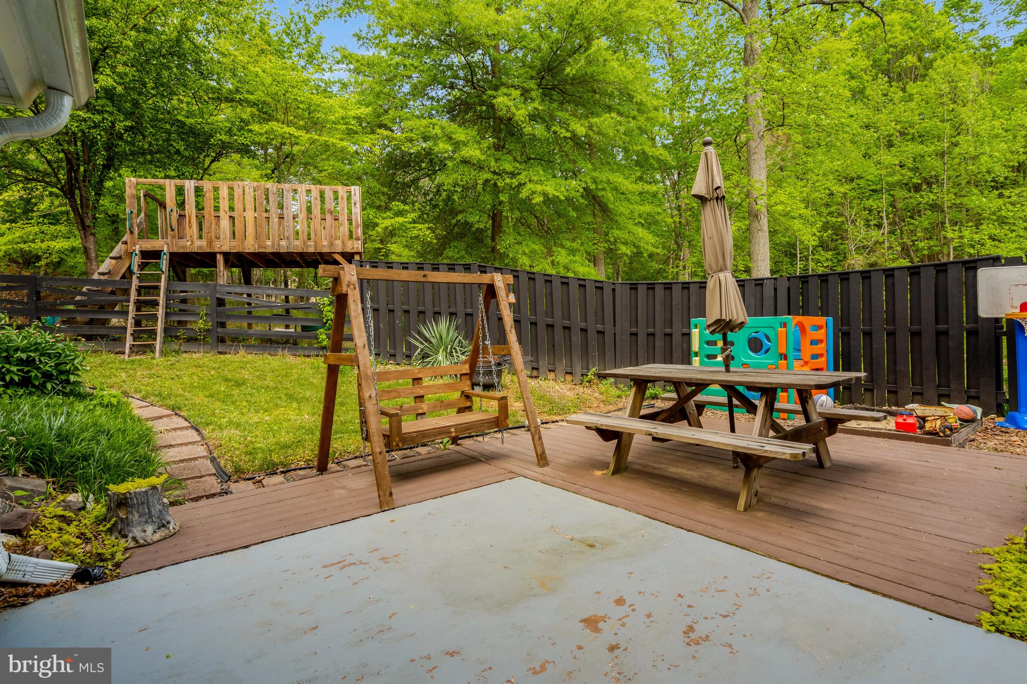 MOSBY WOODS - Residential