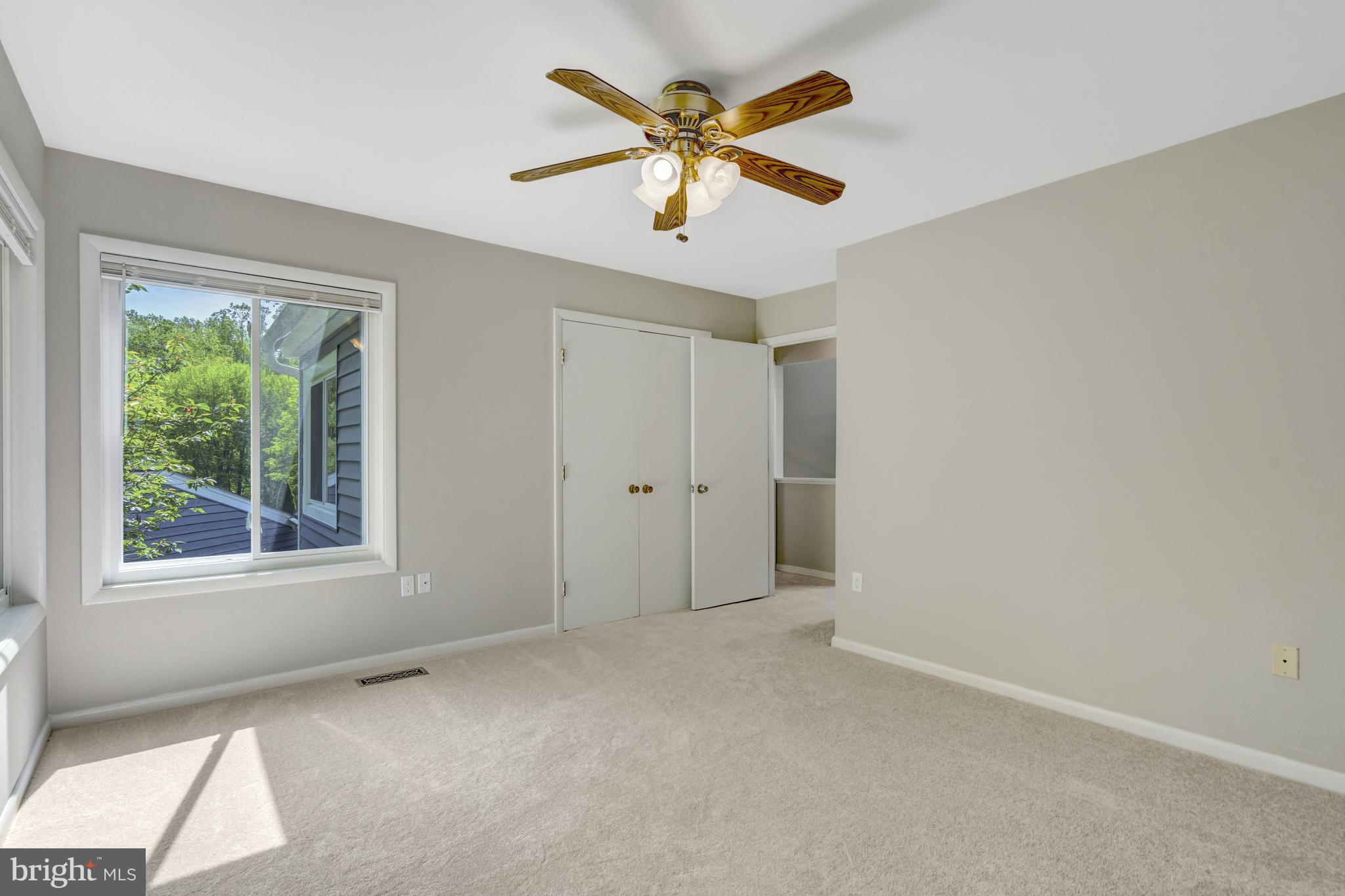 MOSBY WOODS - Residential