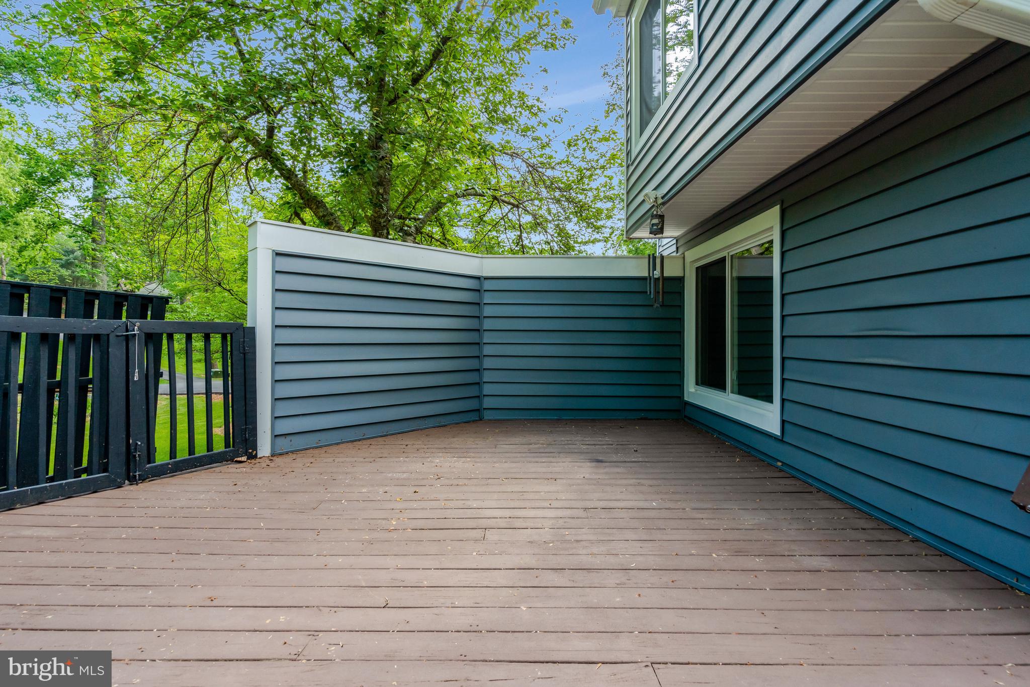 MOSBY WOODS - Residential