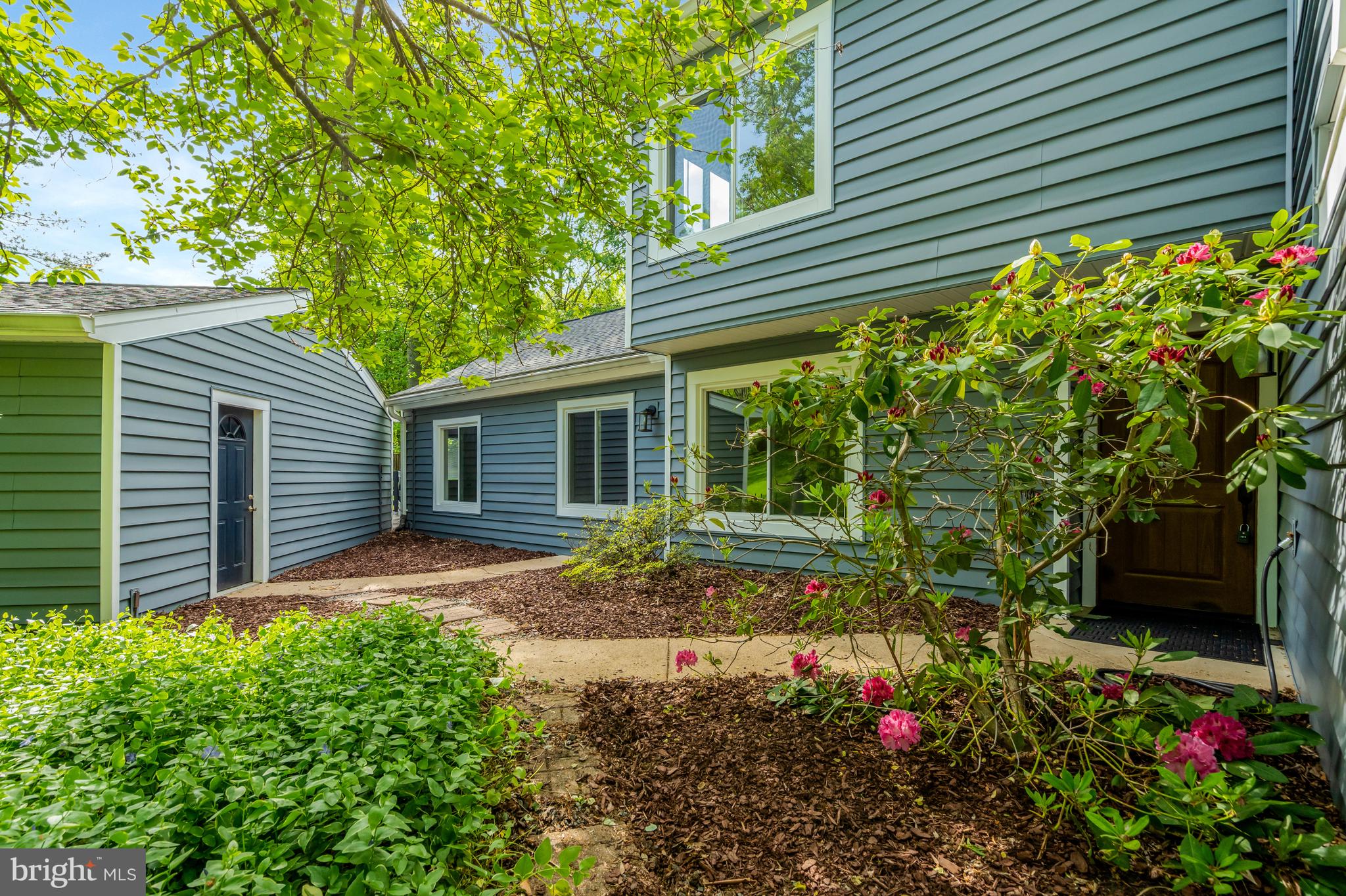 MOSBY WOODS - Residential