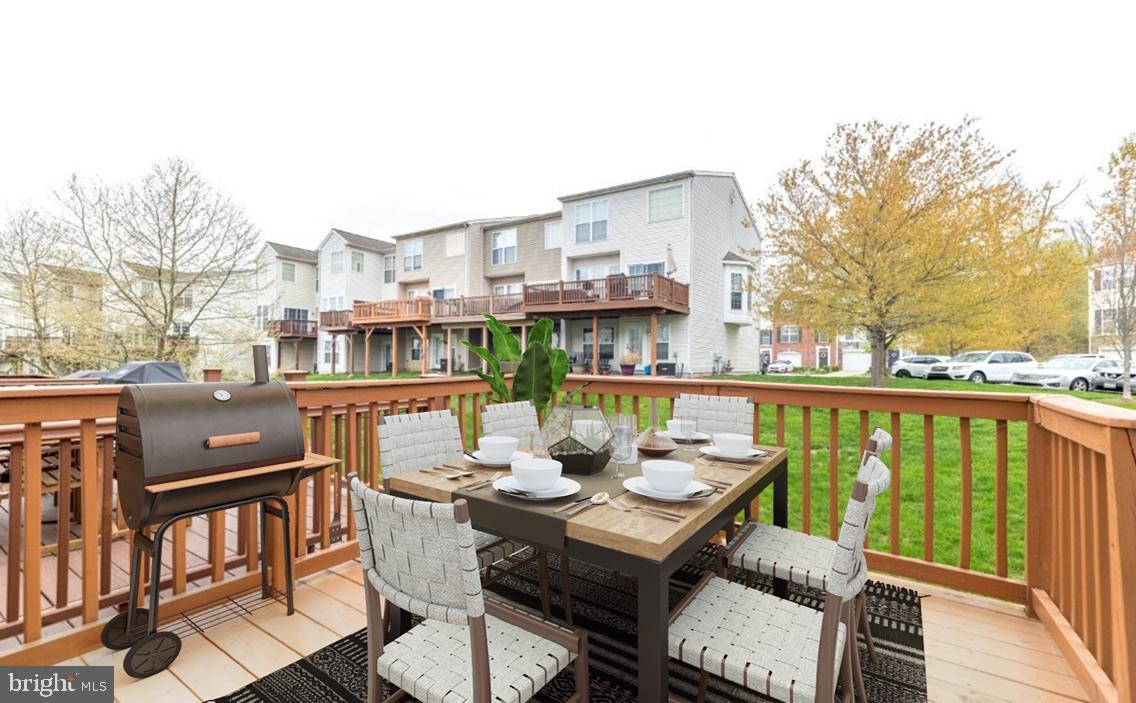 LONGFORD CROSSING - Residential