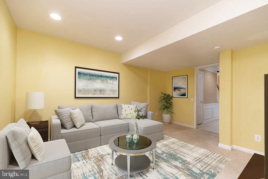 LONGFORD CROSSING - Residential