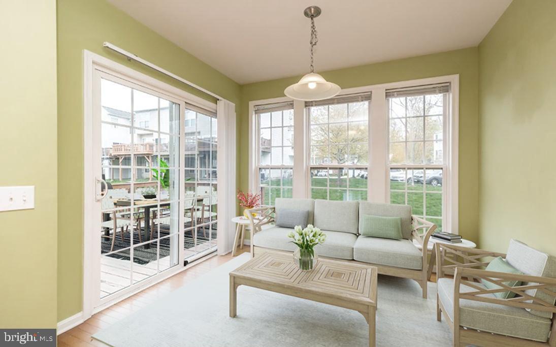 LONGFORD CROSSING - Residential