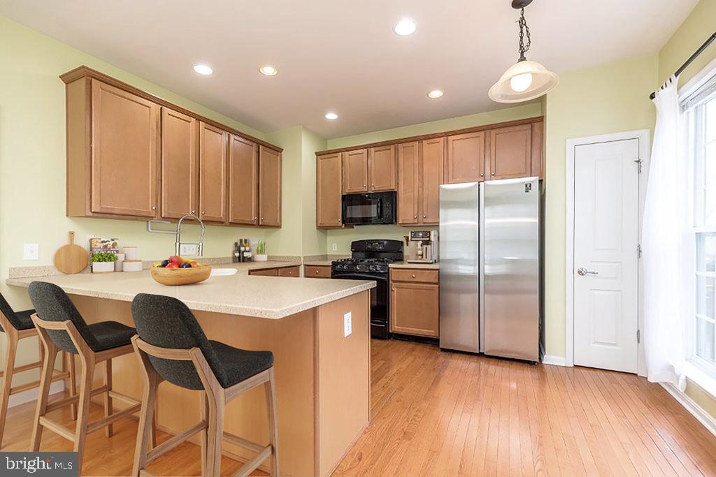 LONGFORD CROSSING - Residential