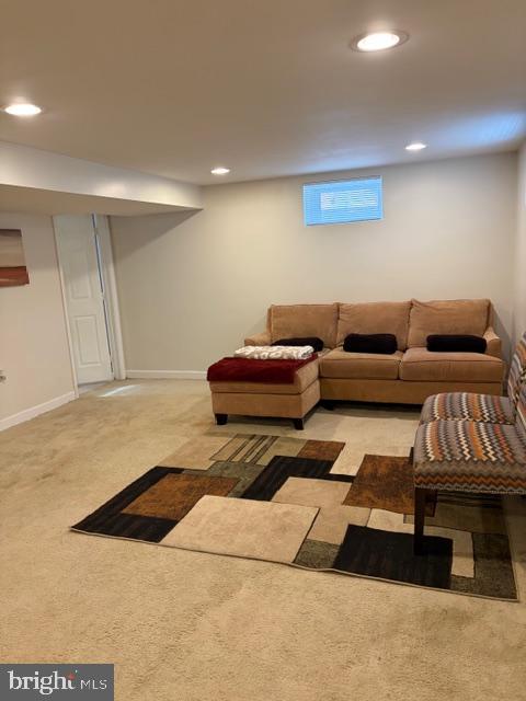 FOREST MANOR - Residential