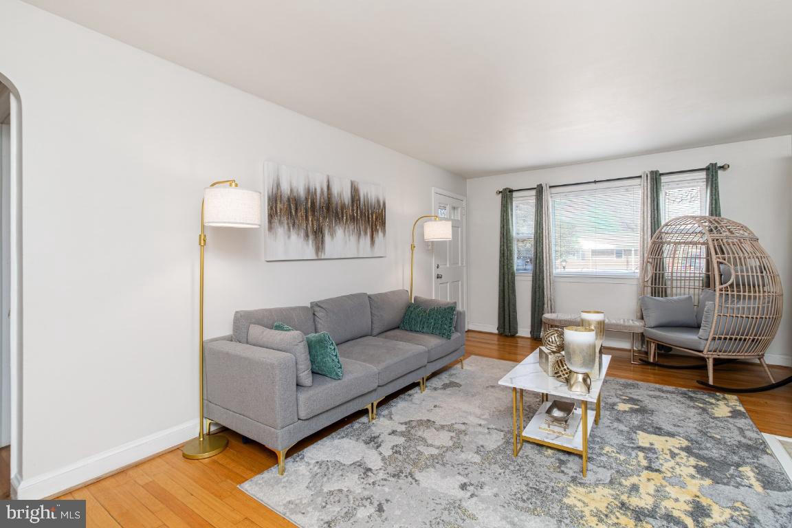 FOREST MANOR - Residential