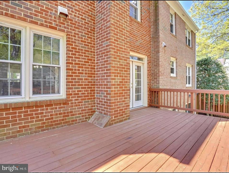 ARROWOOD - Residential Lease