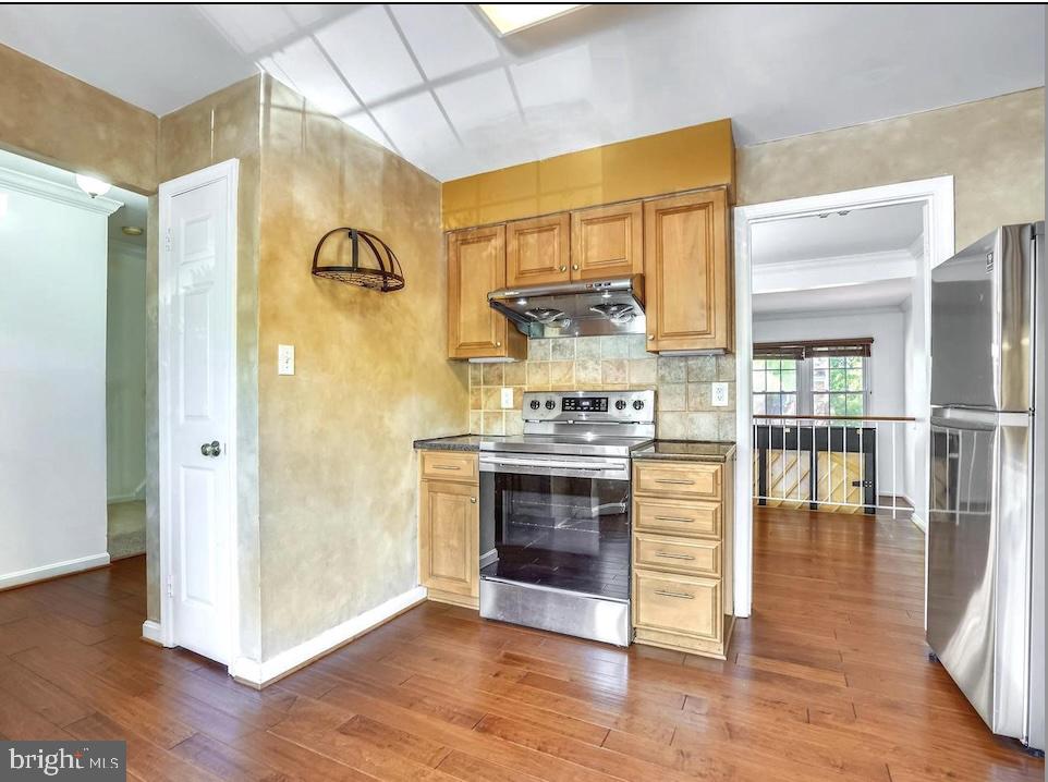 ARROWOOD - Residential Lease