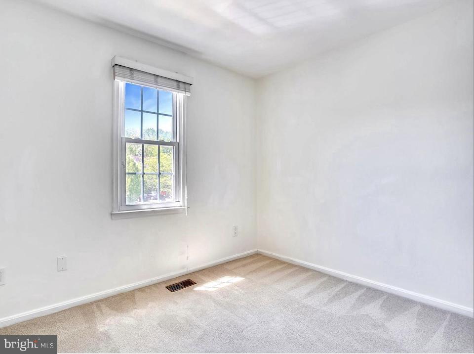 ARROWOOD - Residential Lease