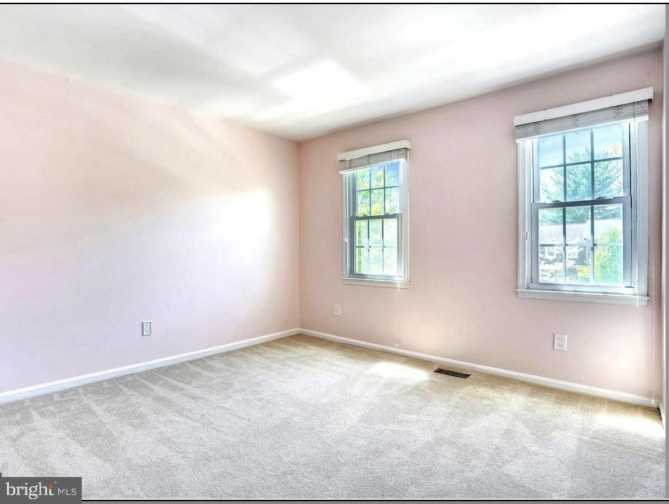 ARROWOOD - Residential Lease