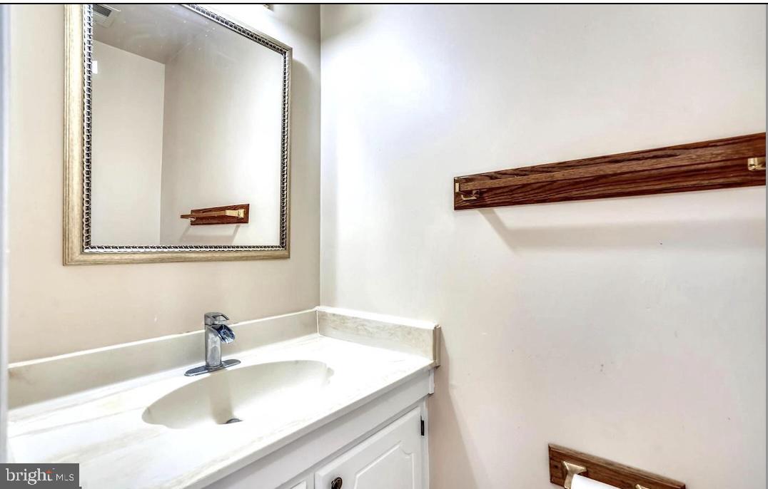 ARROWOOD - Residential Lease