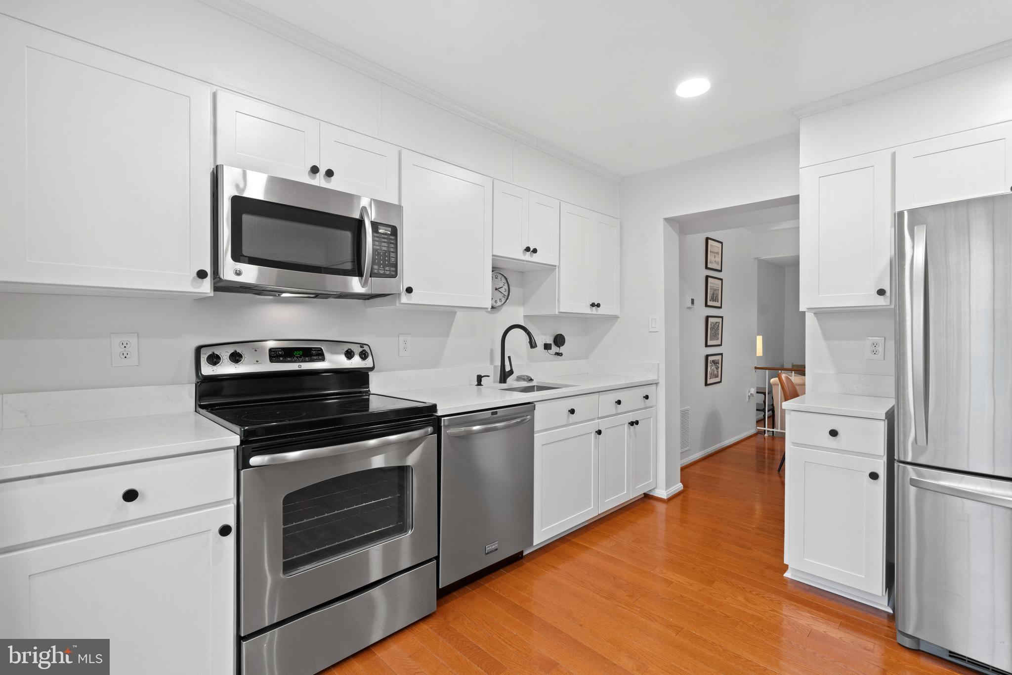 THE VILLAGE PARK - Residential