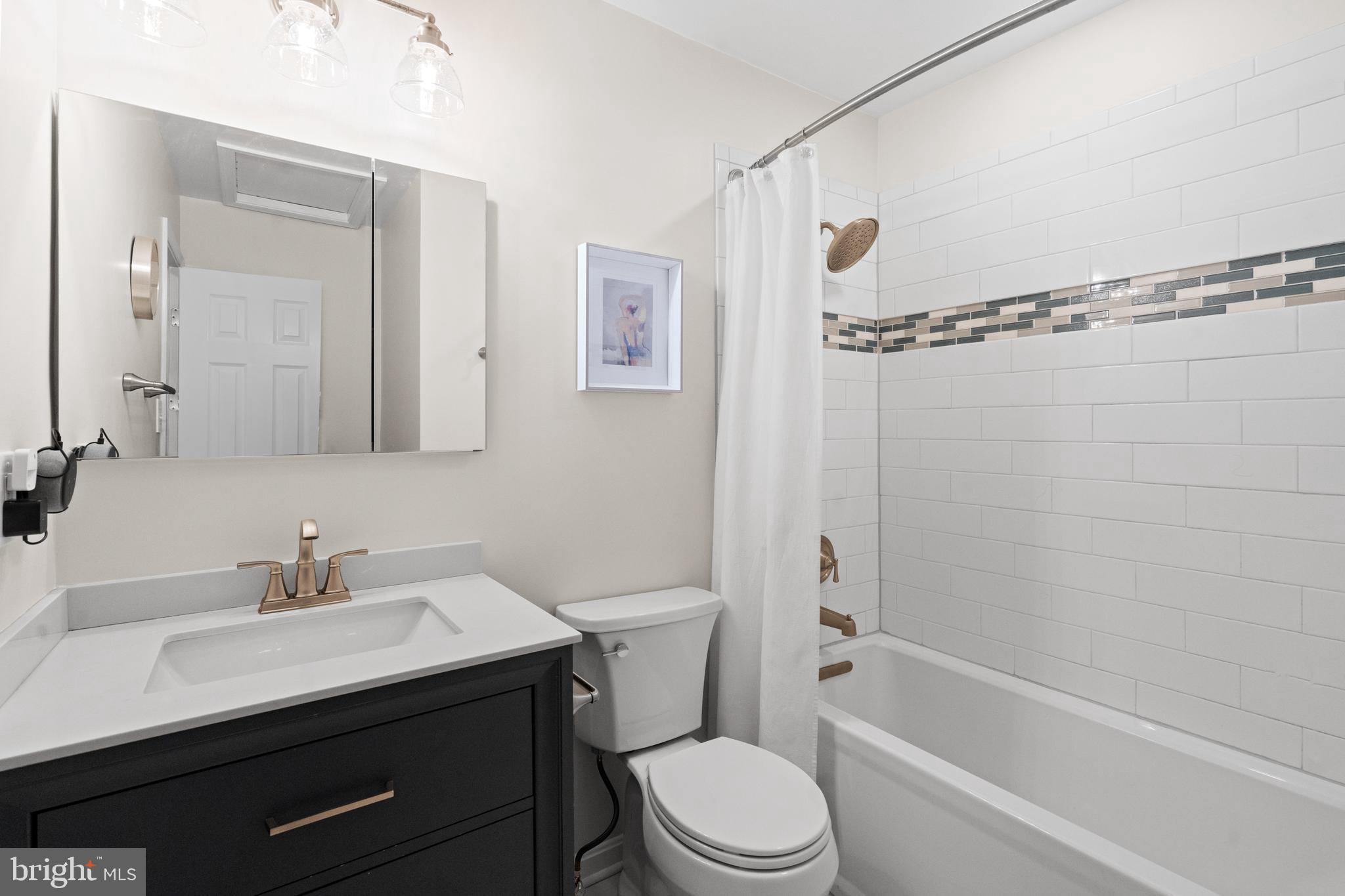 THE VILLAGE PARK - Residential