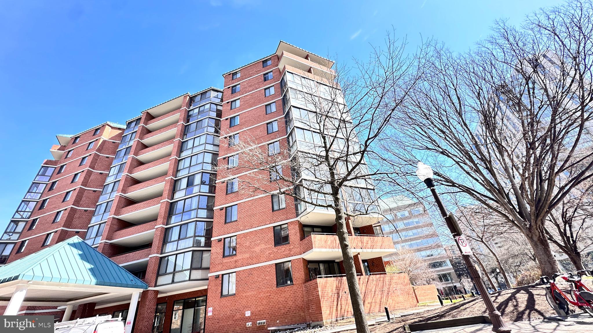 1001 N RANDOLPH STREET 110