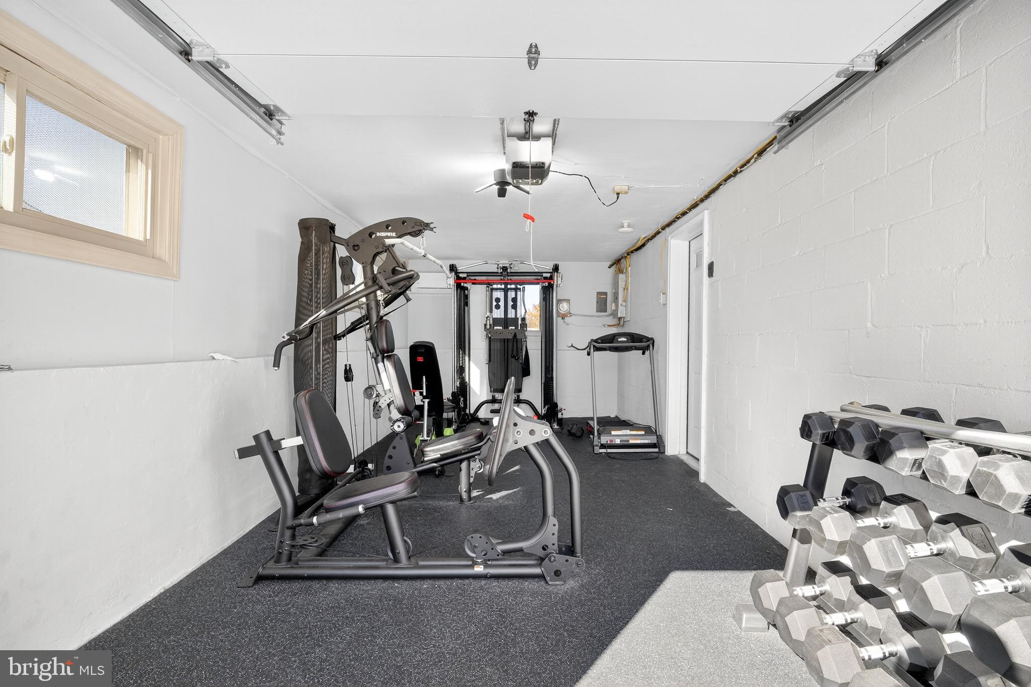 WOODLAWN - Residential