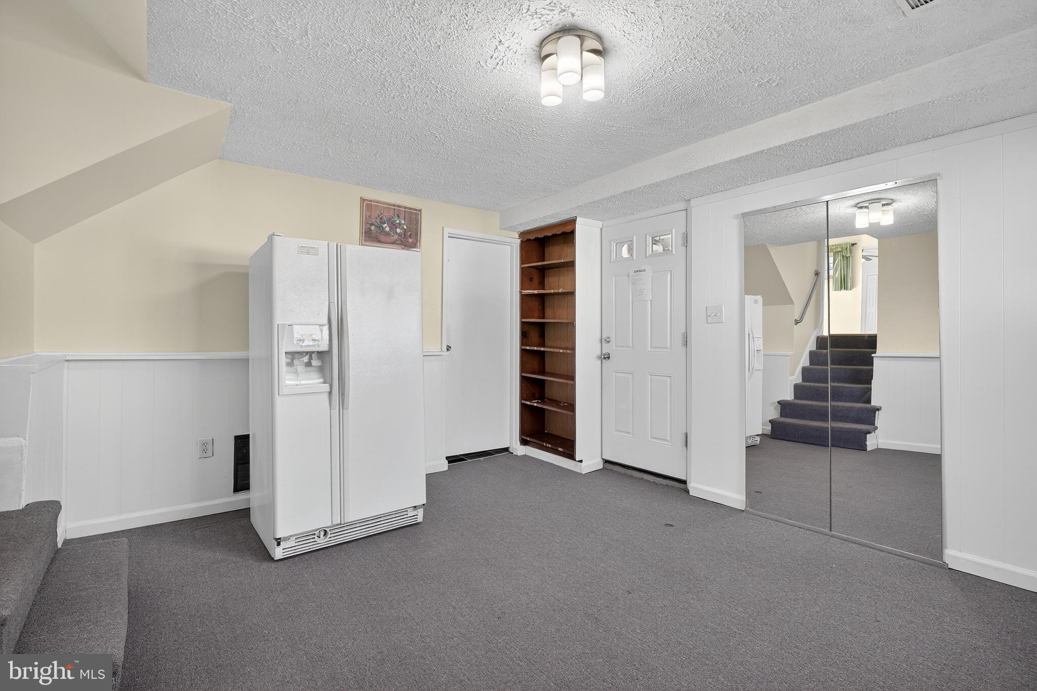 WOODLAWN - Residential