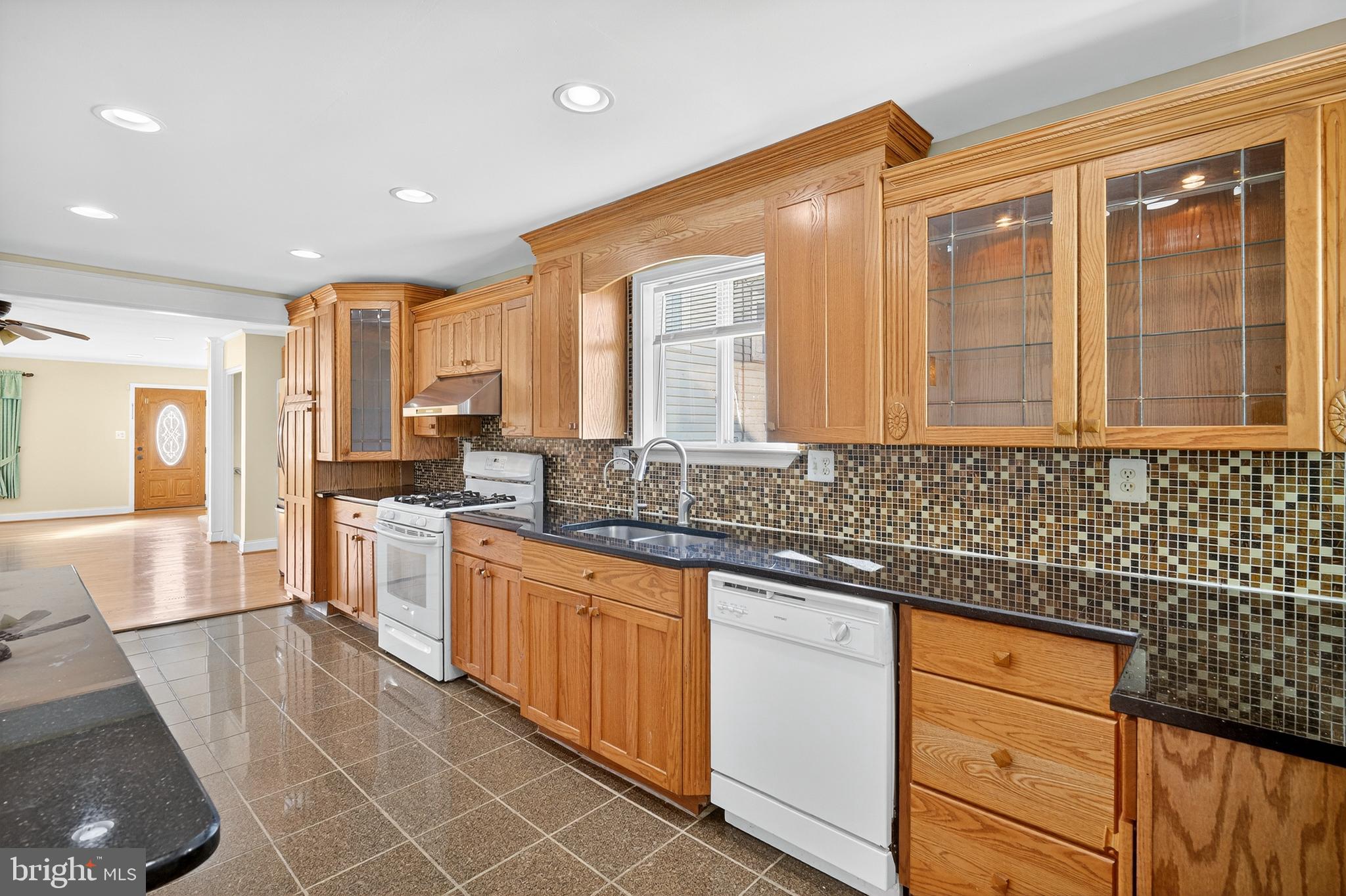 WOODLAWN - Residential