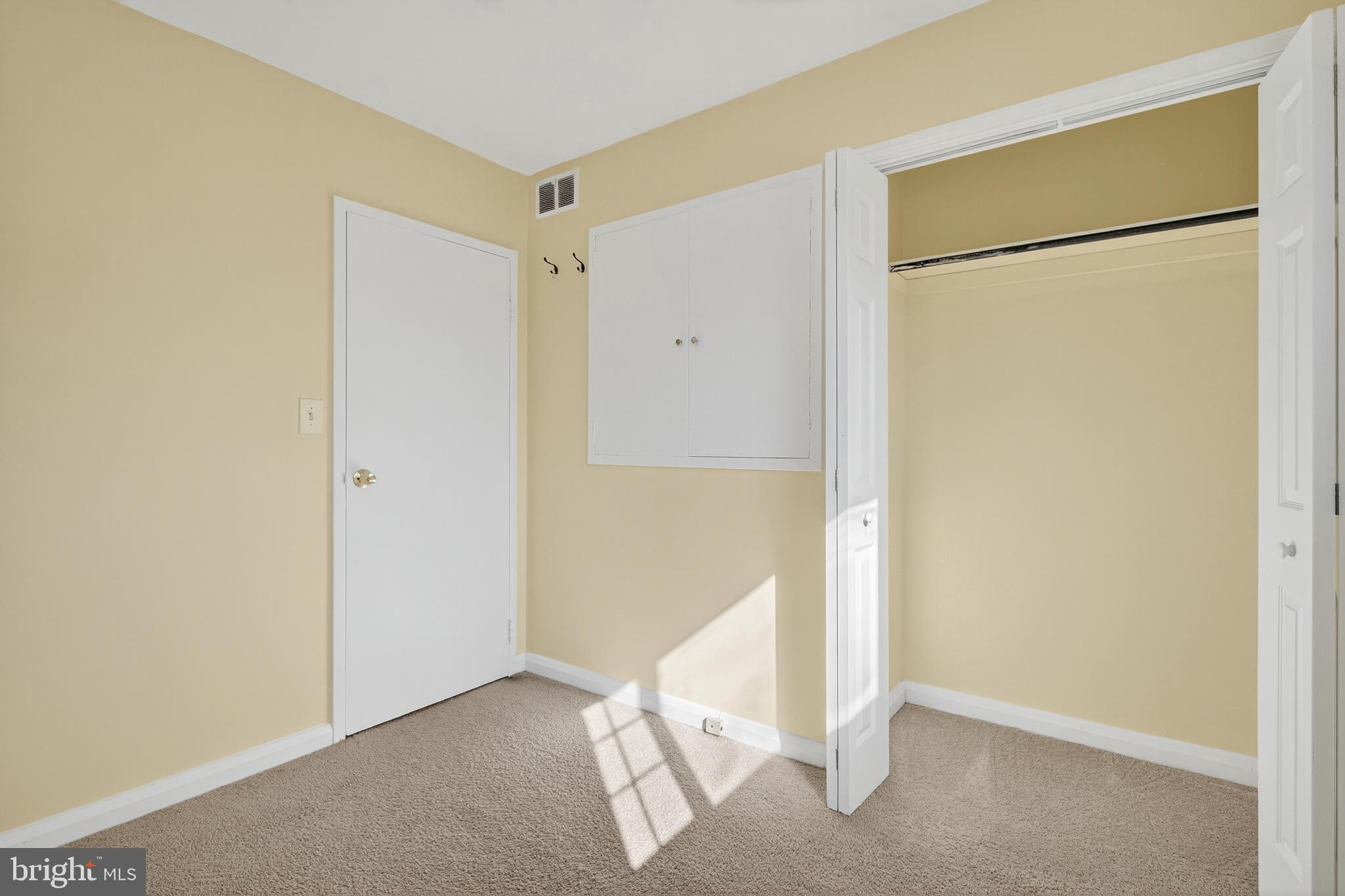 WOODLAWN - Residential