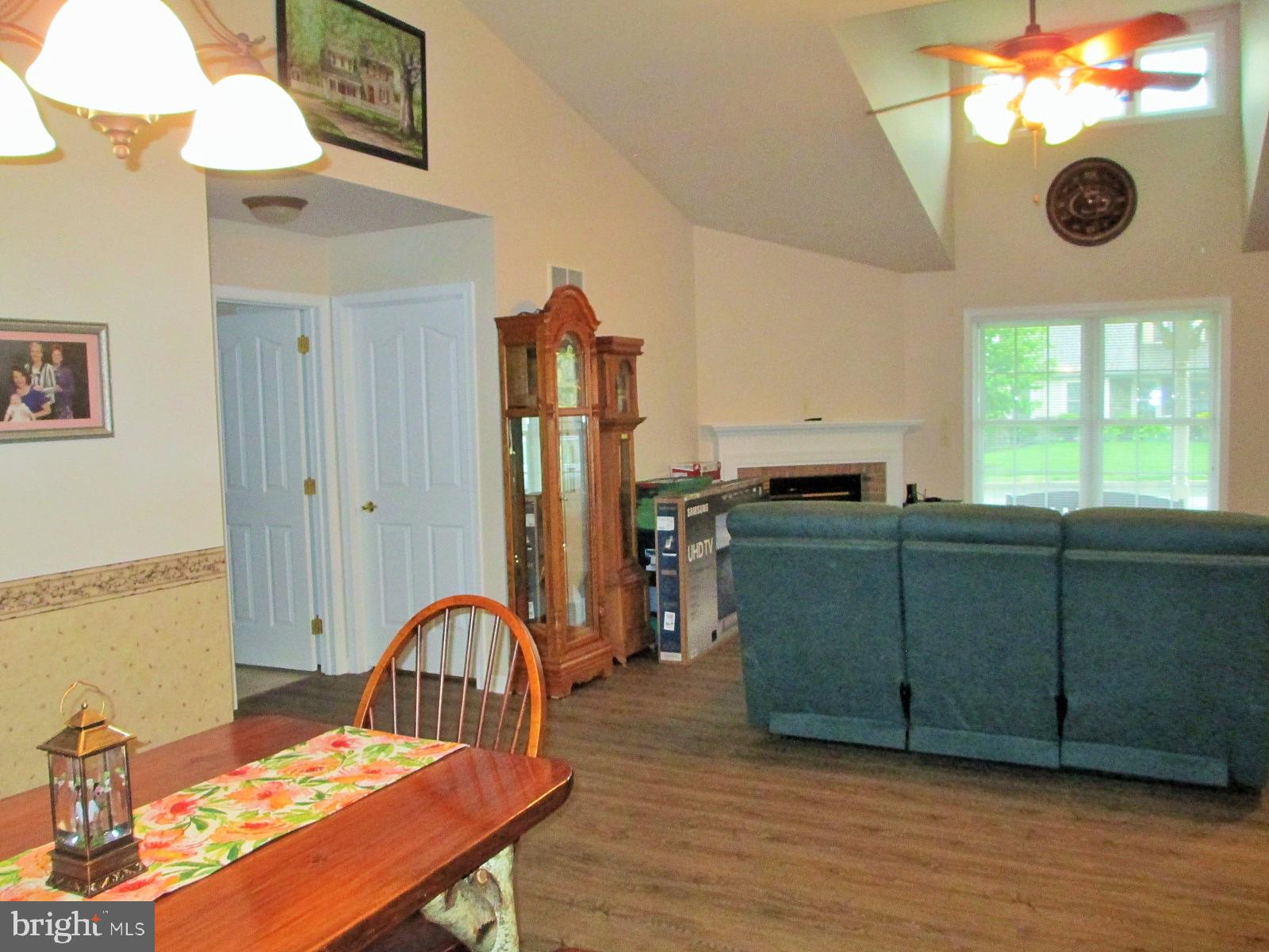 BROOKSHIRE - Residential