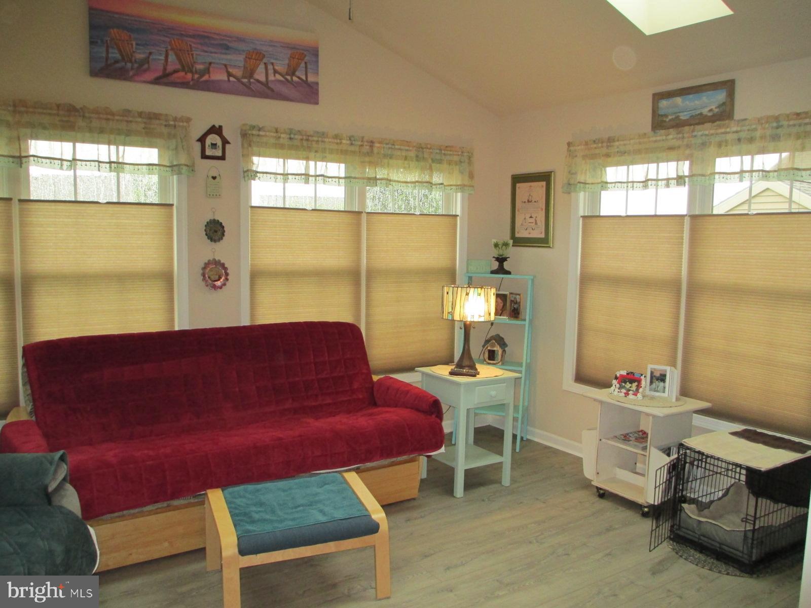 BROOKSHIRE - Residential