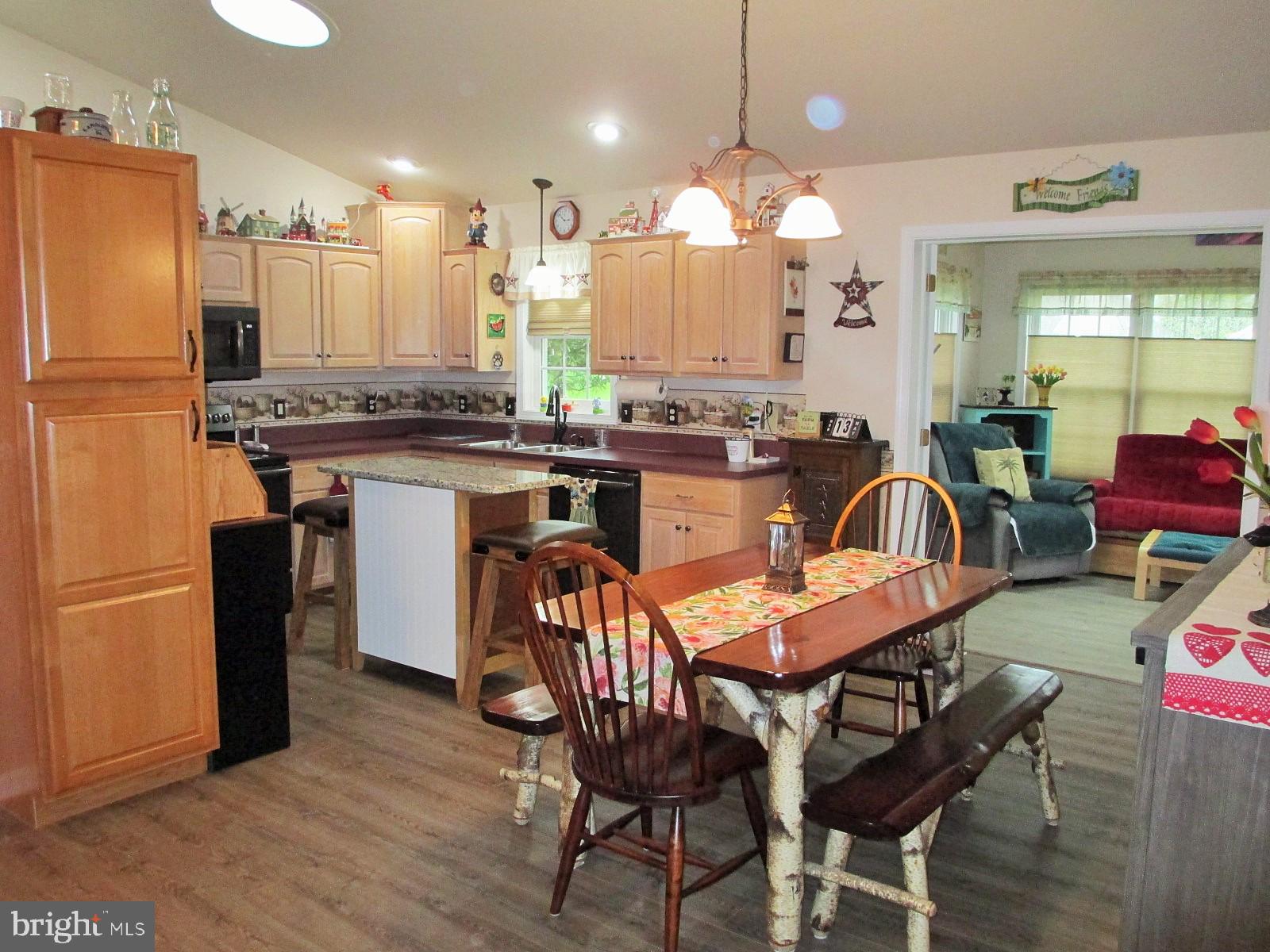BROOKSHIRE - Residential