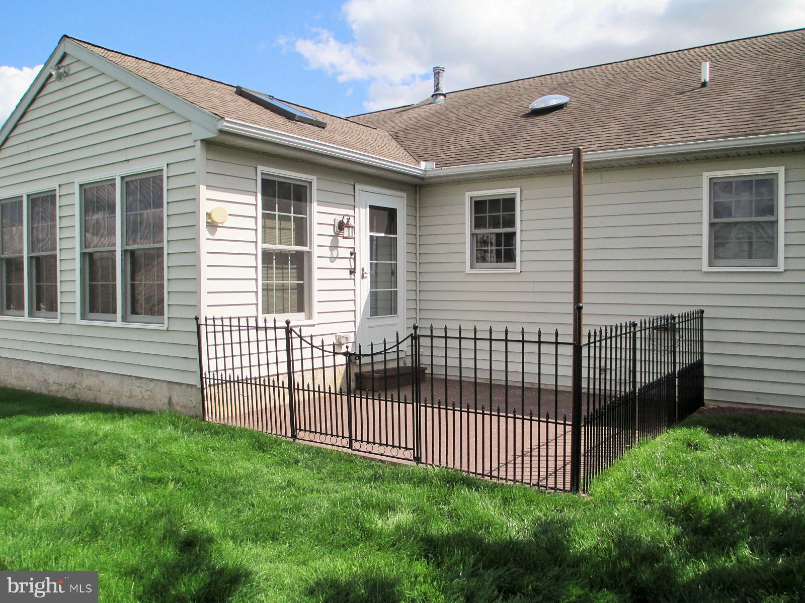 BROOKSHIRE - Residential