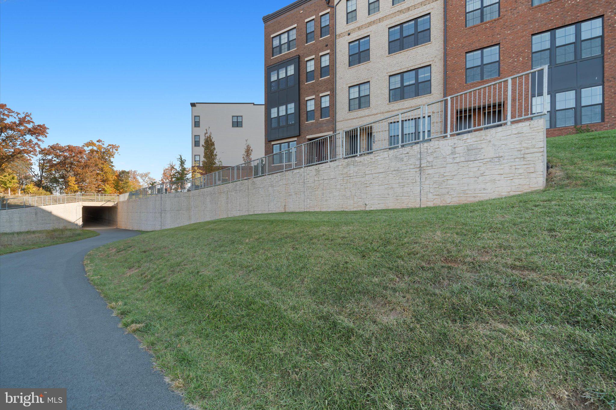METRO WALK AT MOOREFIELD STATION - Residential