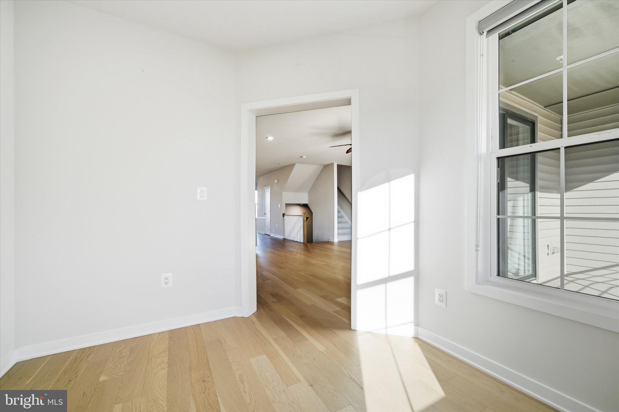 METRO WALK AT MOOREFIELD STATION - Residential