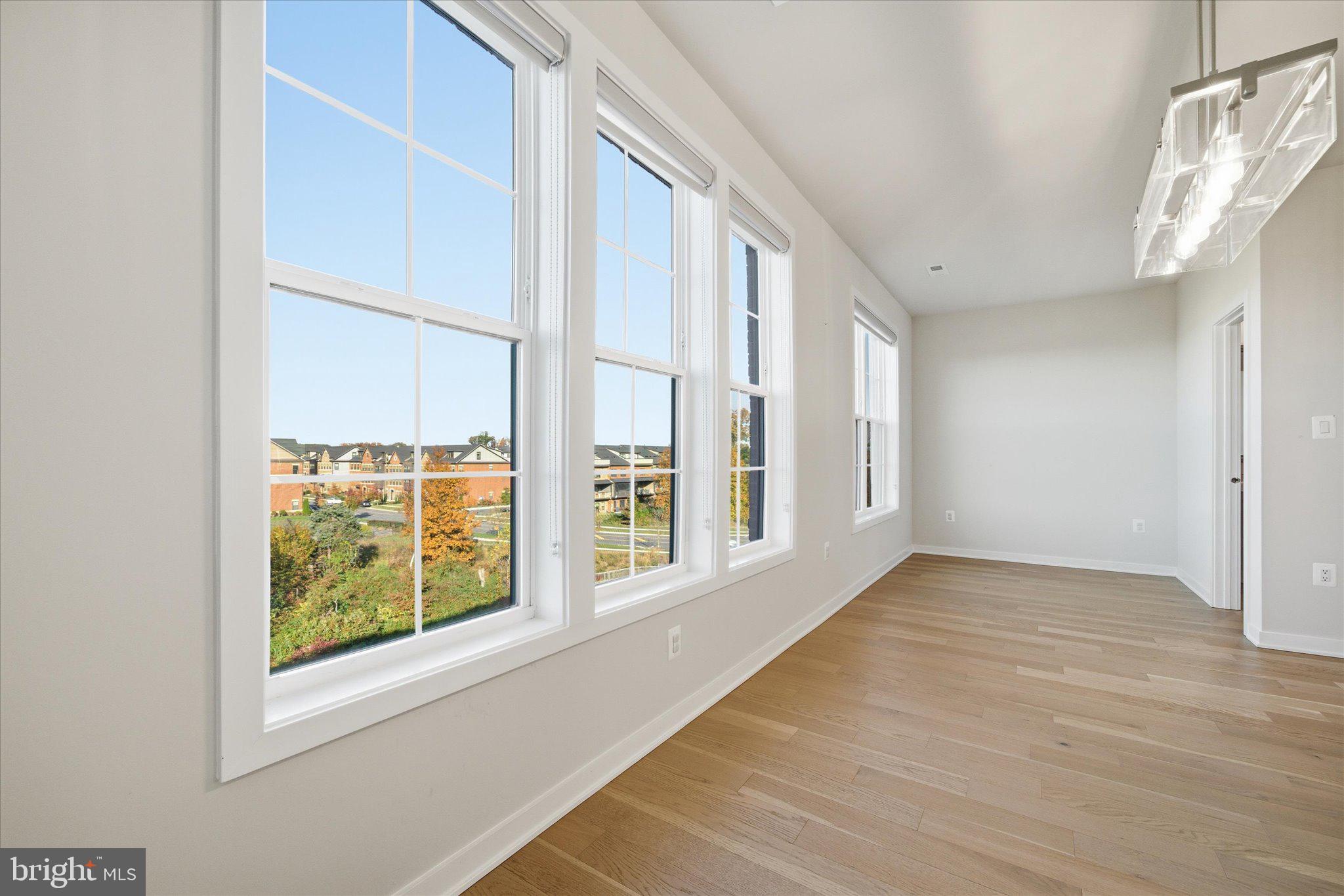 METRO WALK AT MOOREFIELD STATION - Residential