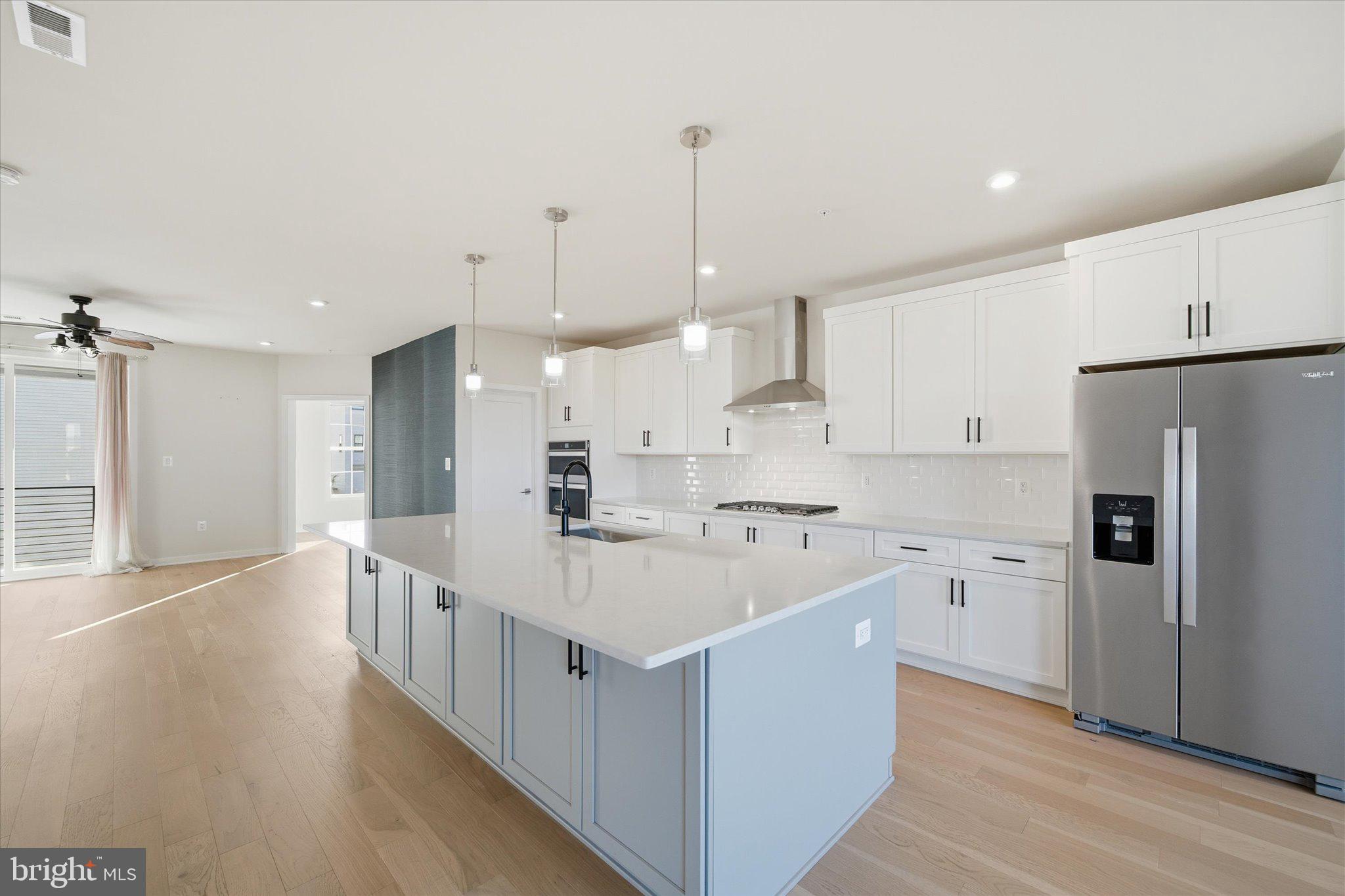 METRO WALK AT MOOREFIELD STATION - Residential