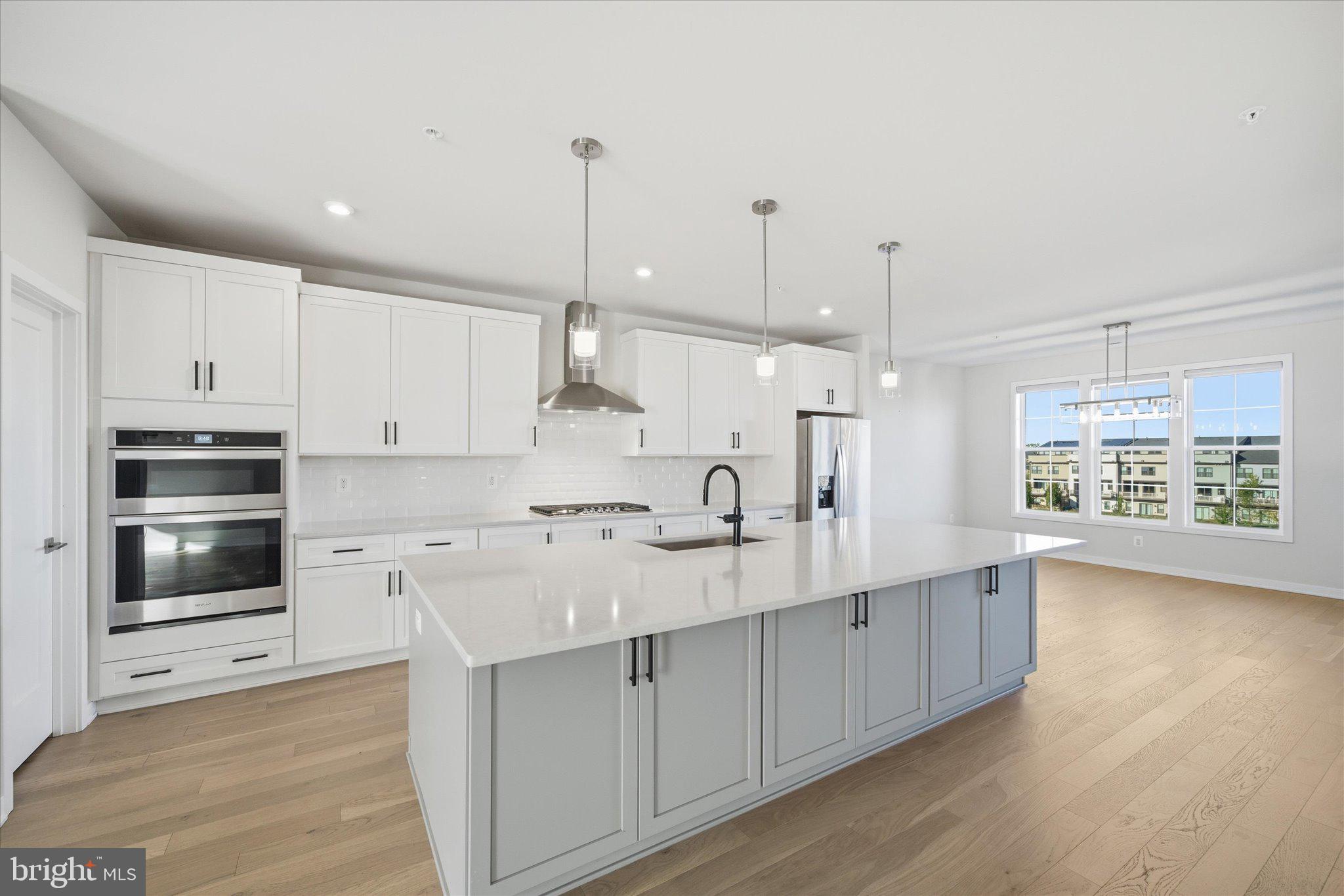 METRO WALK AT MOOREFIELD STATION - Residential